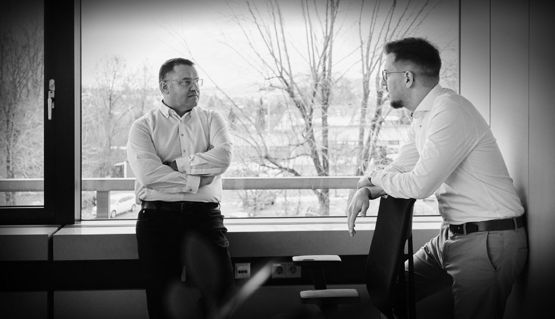 Digitale Markterschließung mit Konfigurator arvenio Geschäftsleitung Stefan Walliser und Dominik Wubs im Gespräch