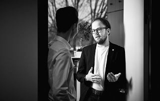 Raphael Roth Leiter Marketing Kommunikation bei arvenio